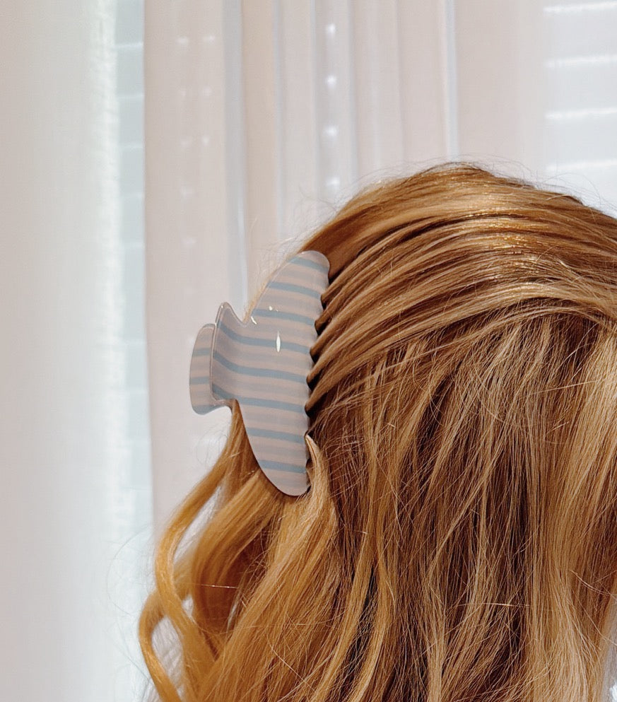 Jumbo Stripe Plaid Oval Hair Claw Clip